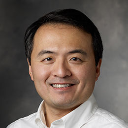 Dr.  Jason Wang, doctorado
