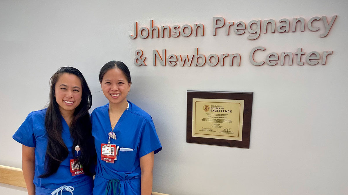 Two sisters in the Johnson Center for Pregnancy and Newborn Services at Lucile Packard Children's Hospital